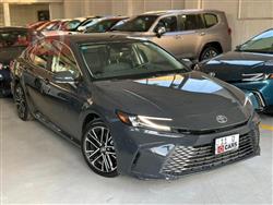 تۆیۆتا کامری